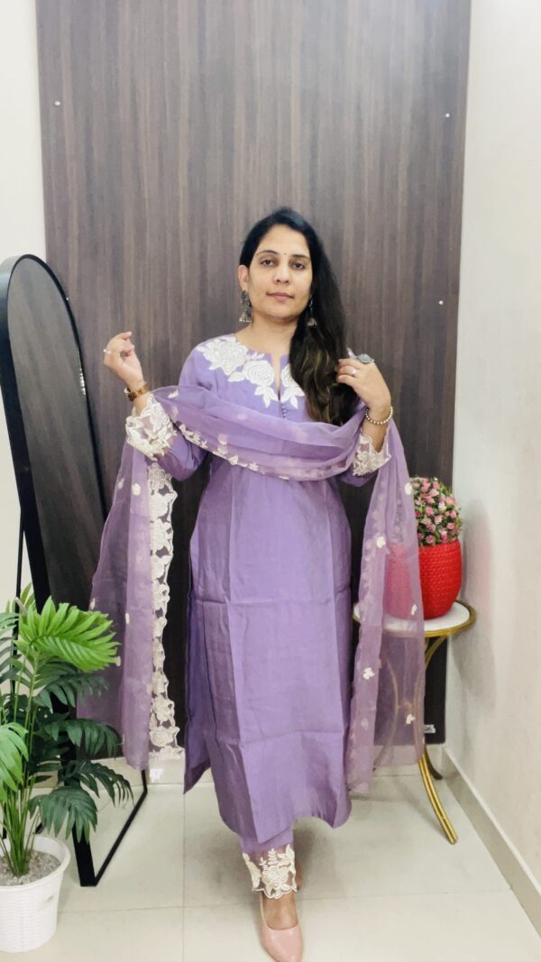 Lavender Kurti Set with Lace Detailing
