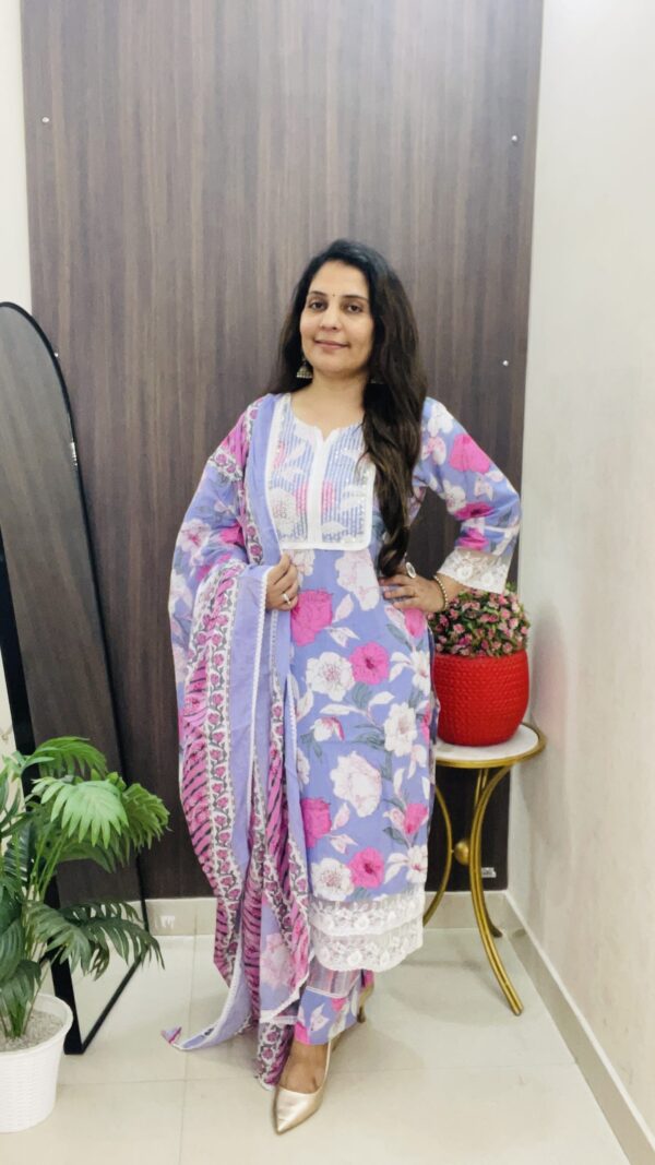 Pastel Purple Floral Kurti Pant Dupatta Set